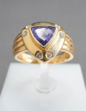 14-KARAT YELLOW-GOLD, TANZANIT