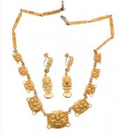 14 KARAT YELLOW GOLD THREE PIE