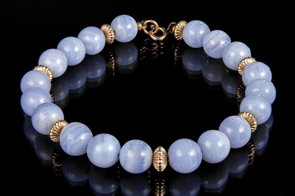 14 KT. GOLD, LAVENDER BEAD JADE