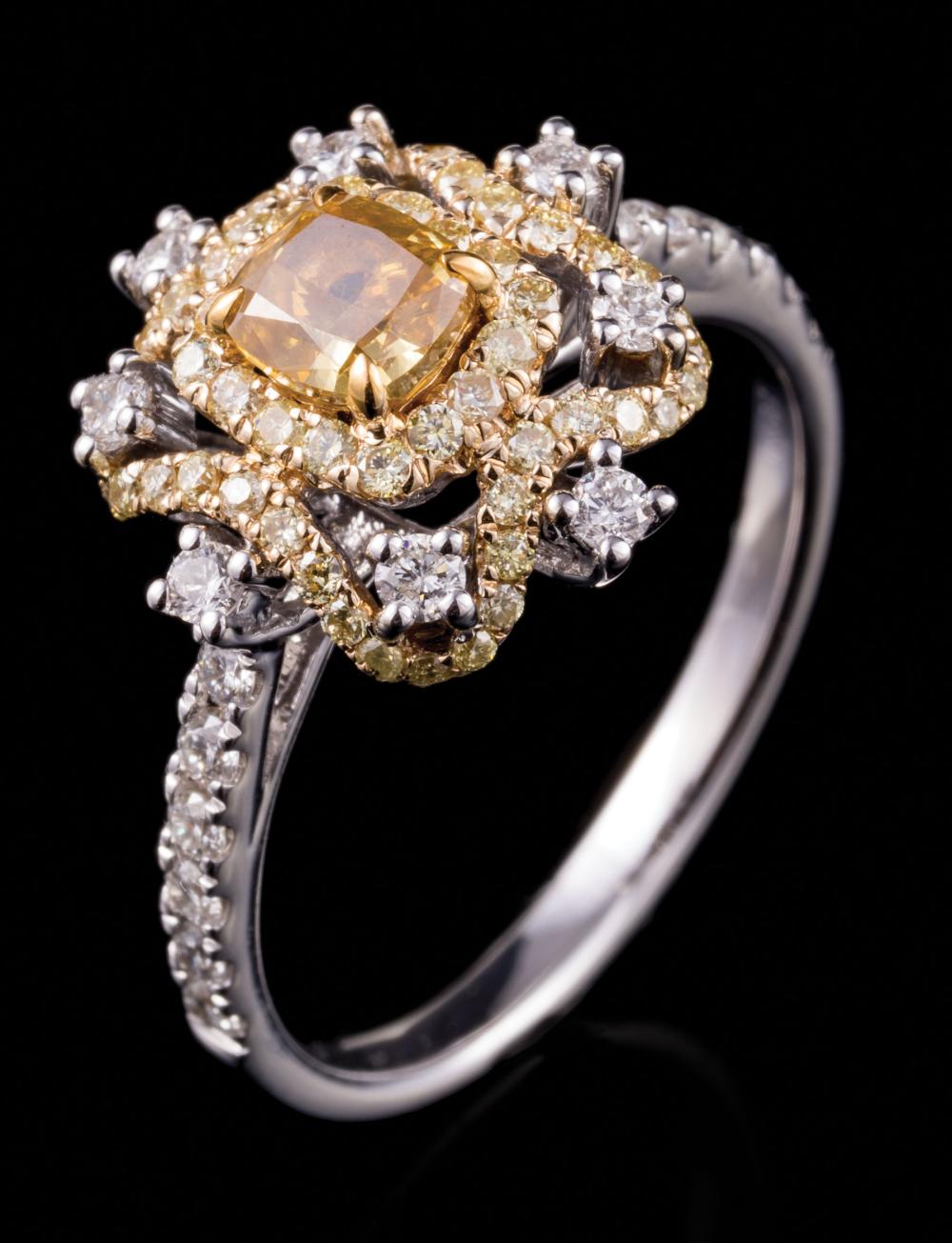14 KT. WHITE AND YELLOW GOLD AND