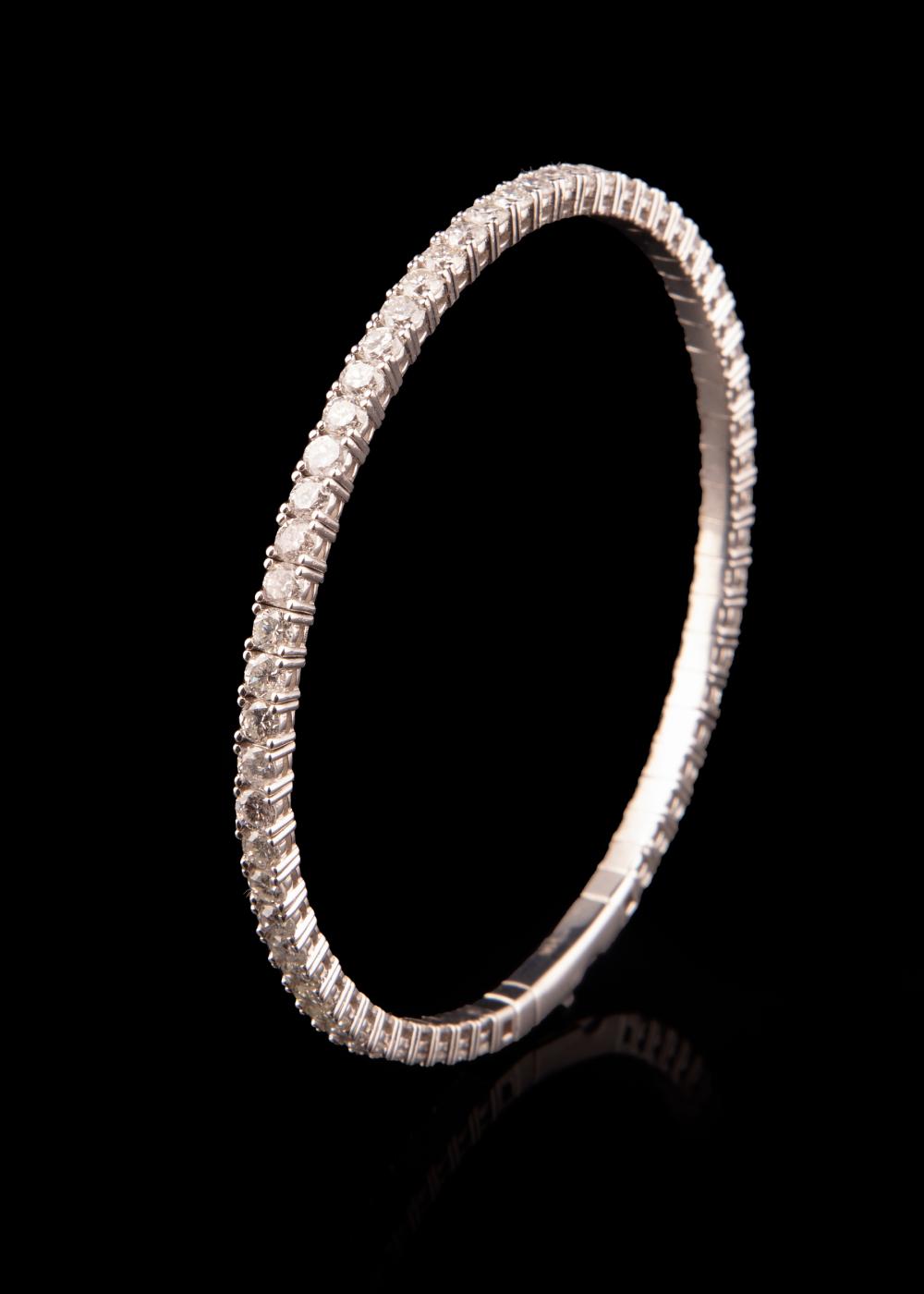 14 KT. WHITE GOLD AND DIAMOND