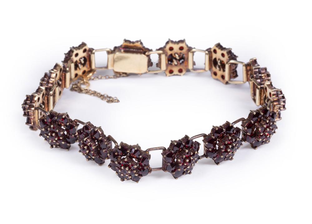 14 KT. YELLOW GOLD AND BOHEMIAN