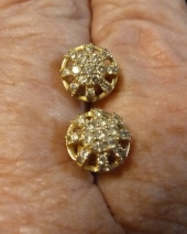 14 KT YELLOW GOLD STUD PIERCED