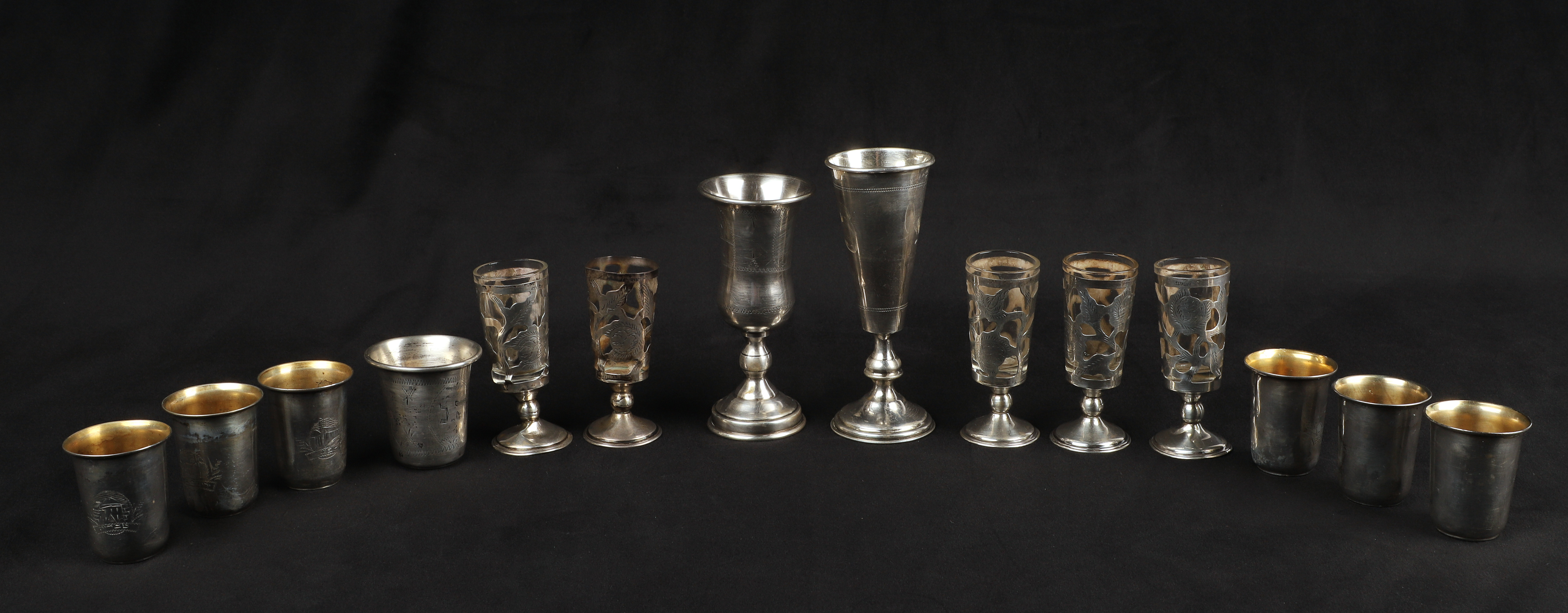 (14) Pcs silver, 5.615 TO