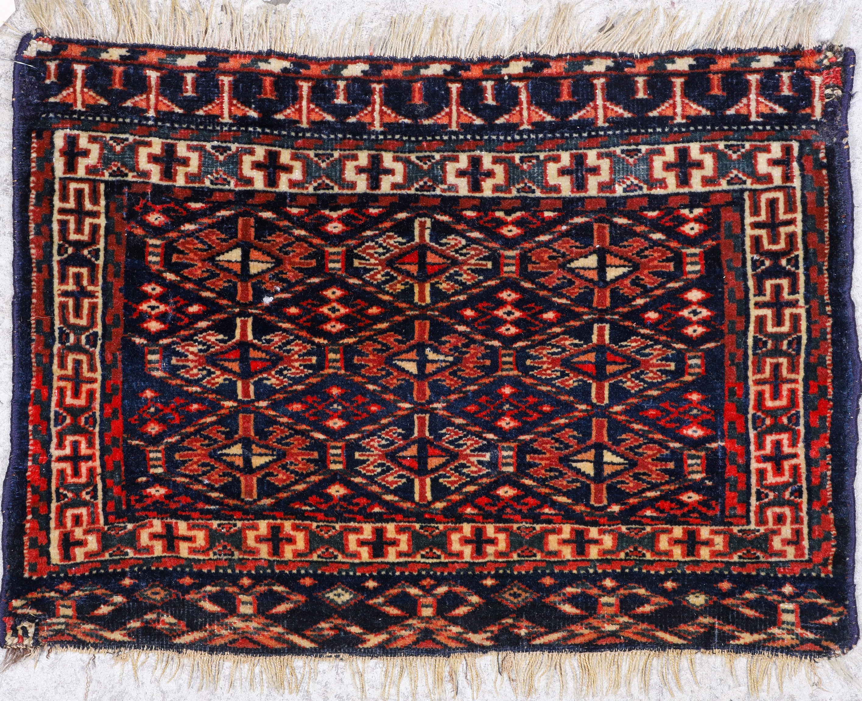 1'4" X 1'11" Yomud Turkoman Bag