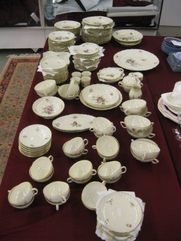 140 pc. Royal Copenhagen ''