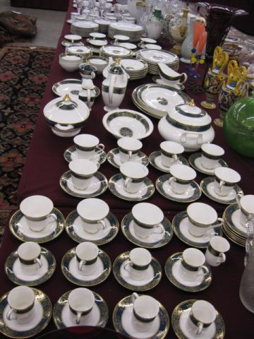 142 pcs. Royal Doulton Carlyle Bone