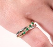 14K .10CTW EMERALD & .10CTW DI