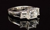 14K 3-STONE PRINCESS CUT DIA R