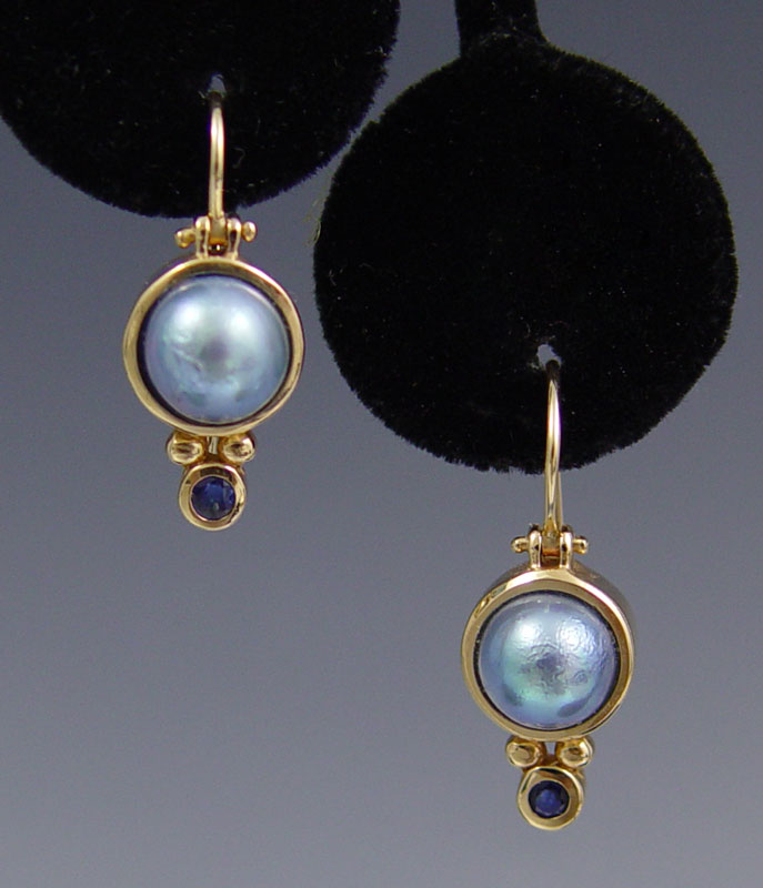 14K BLUE PEARL & SAPPHIRE EARRINGS: