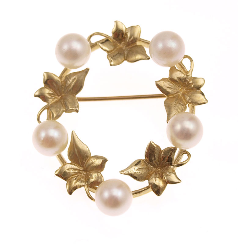14K CULTURED PEARL CIRCLE