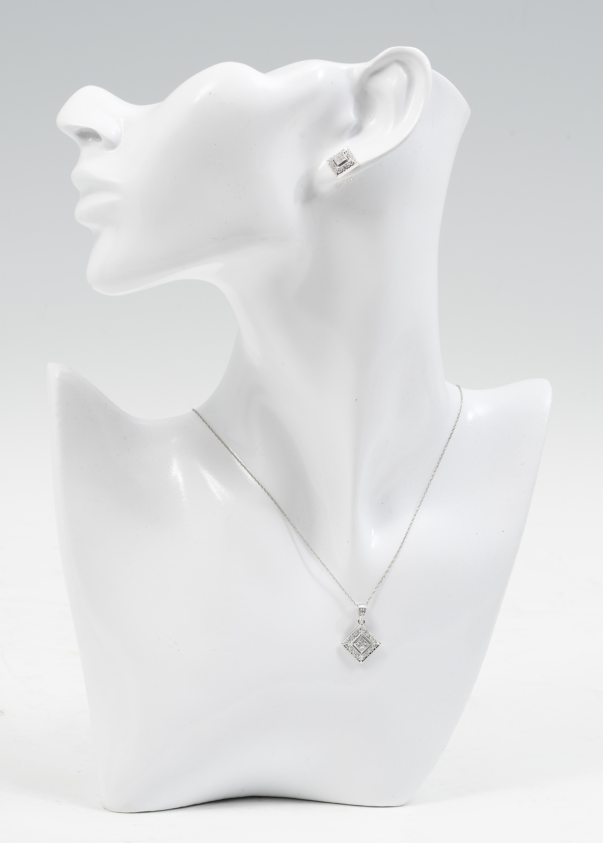 14K DIAMOND NECKLACE & MATCHING
