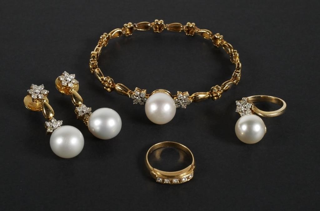 14K DIAMOND PEARL JEWELRY SETLot of