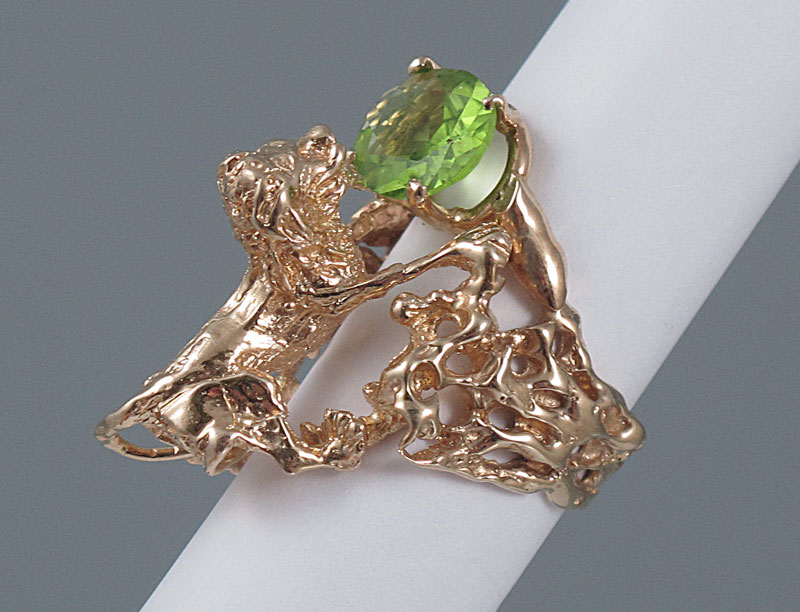 14K FIGURAL LION RING WITH LARGE