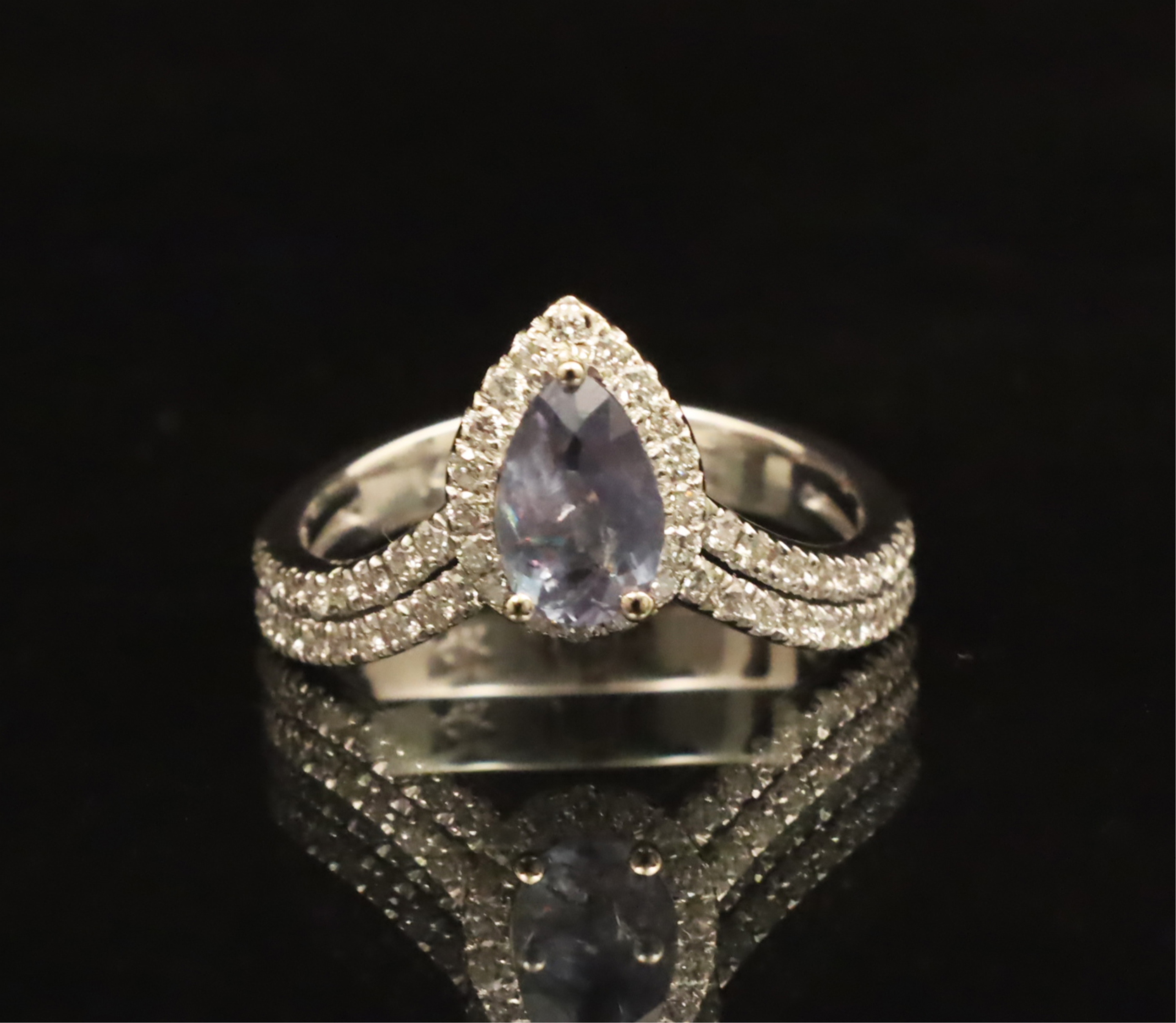 14K GOLD ALEXANDRITE AND DIAMOND