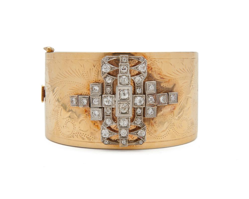 14K GOLD AND DIAMOND BANGLE