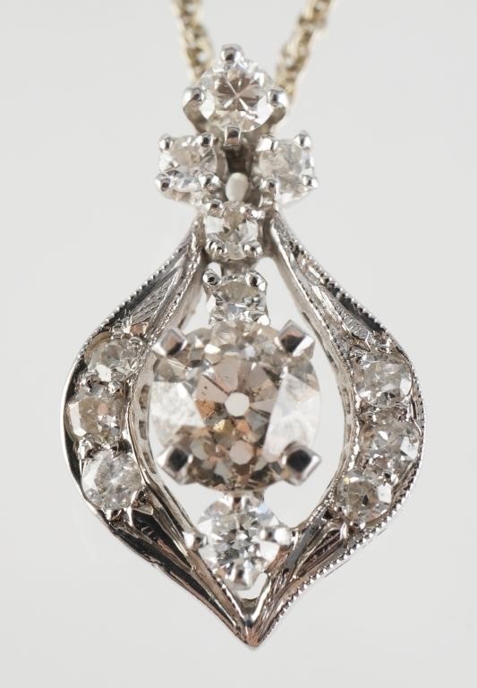 14K GOLD AND DIAMOND NECKLACE