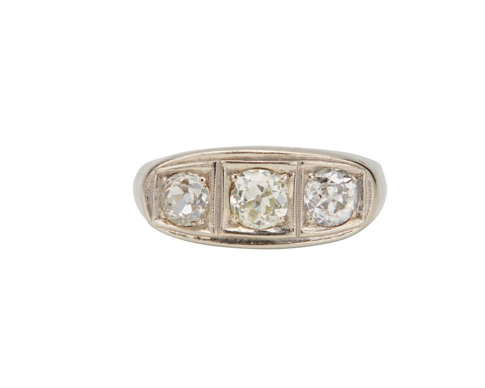 14K GOLD AND DIAMOND RING14K Gold