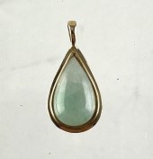 14K GOLD AND JADE PENDANT MARK