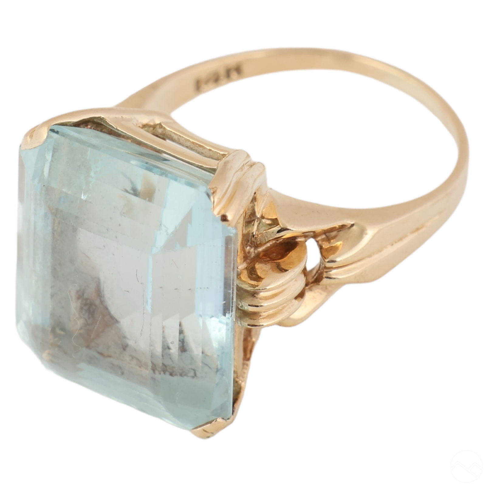 14K GOLD ANTIQUE AQUAMARINE