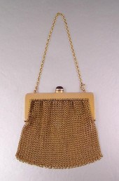 14K GOLD CHAIN MAIL PURSE: 14K