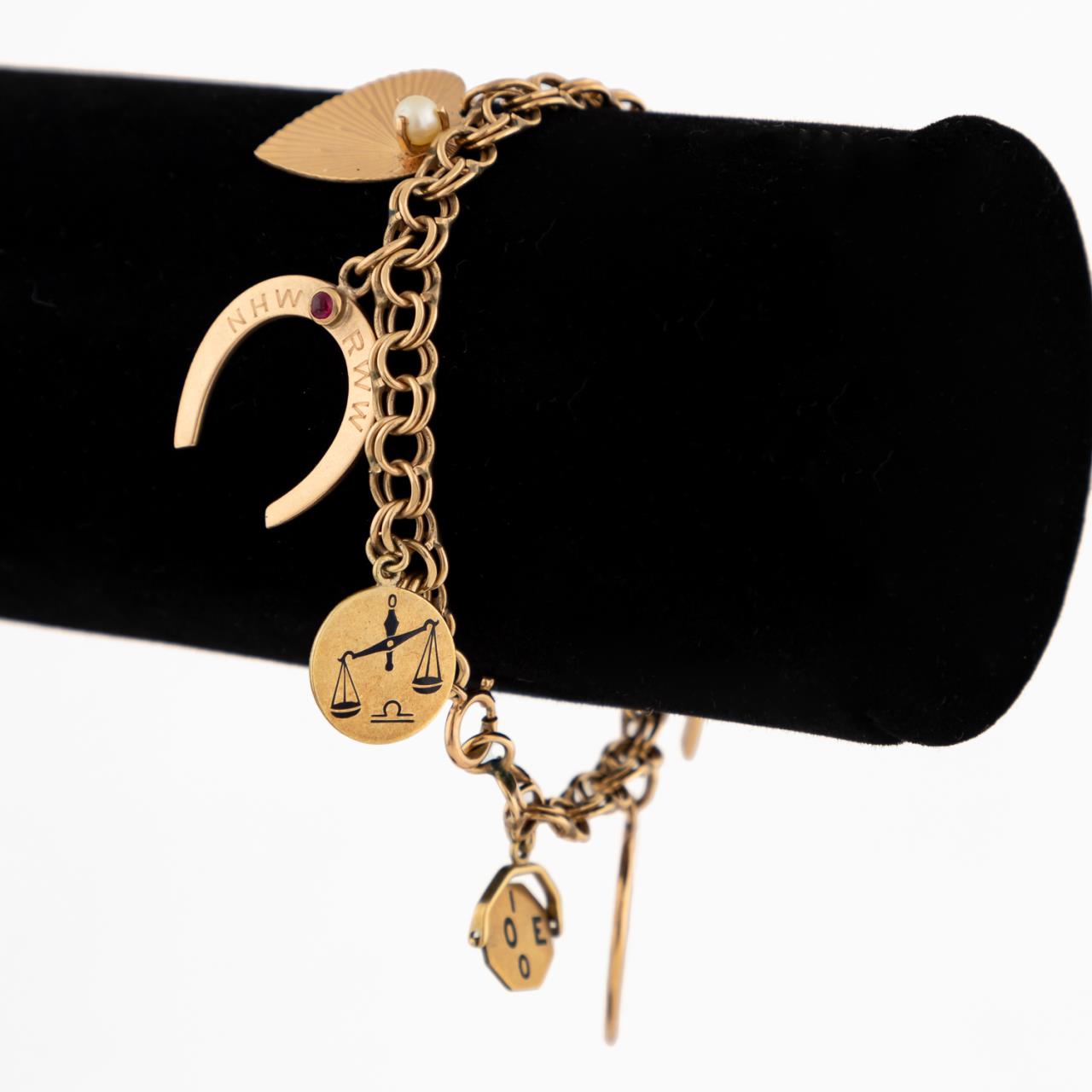 14K GOLD CHARM BRACELET W