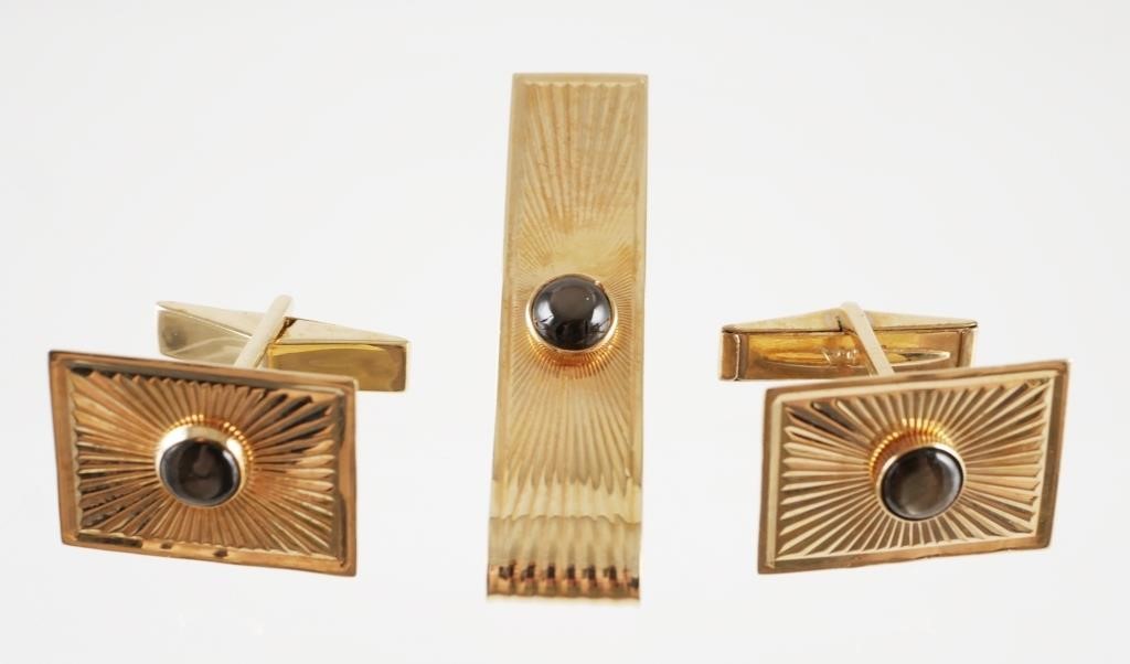 14K GOLD CUFFLINKS & TIE BAR