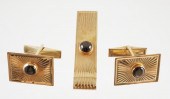 14K GOLD CUFFLINKS & TIE BAR B