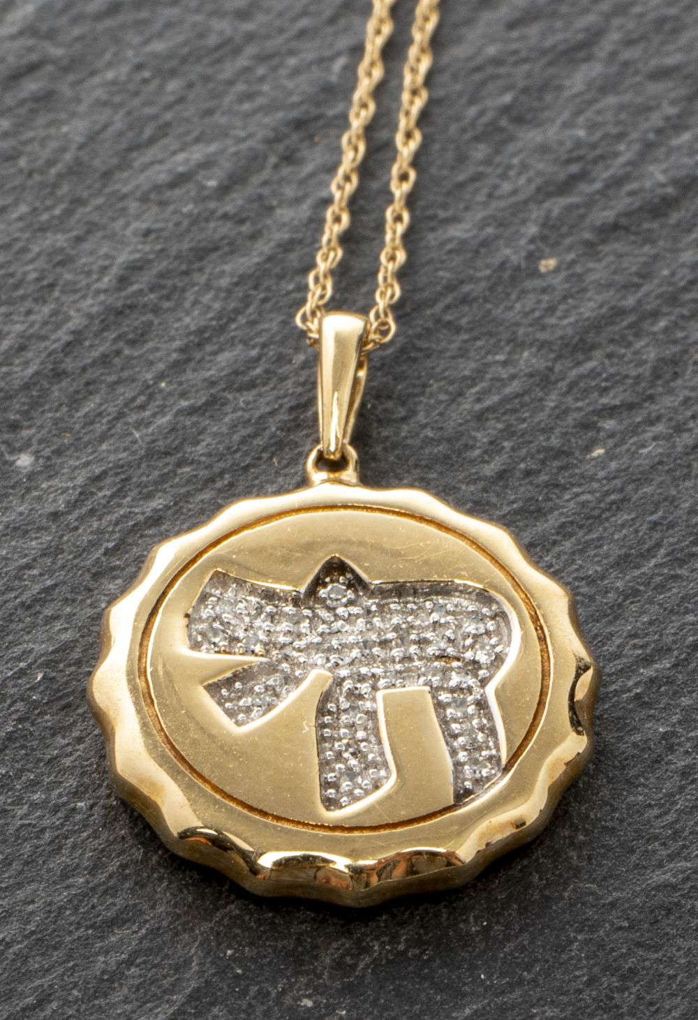 14K GOLD & DIAMOND "CHAI" PENDANT