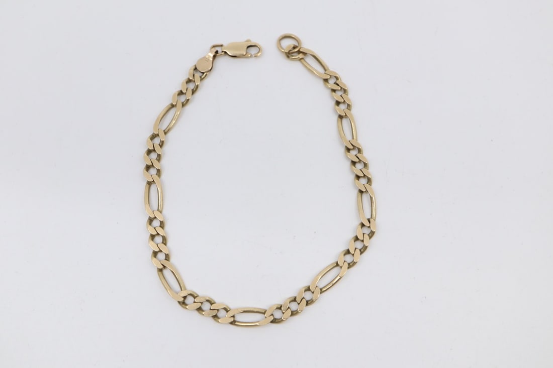 14K GOLD FIGARO LINK BRACELET,