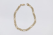 14K GOLD FIGARO LINK BRACELET,