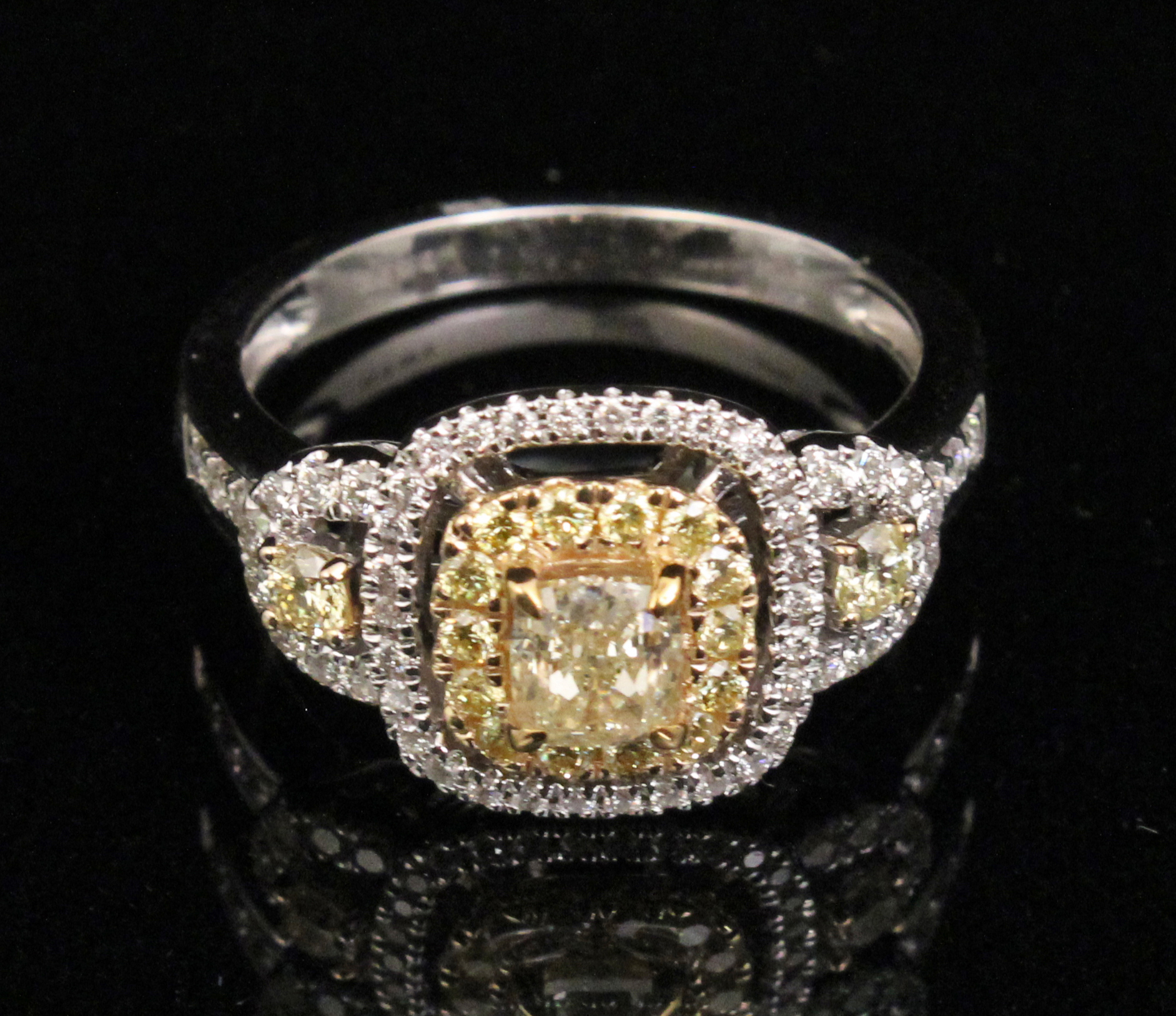 14K GOLD LADY'S FANCY COLORED