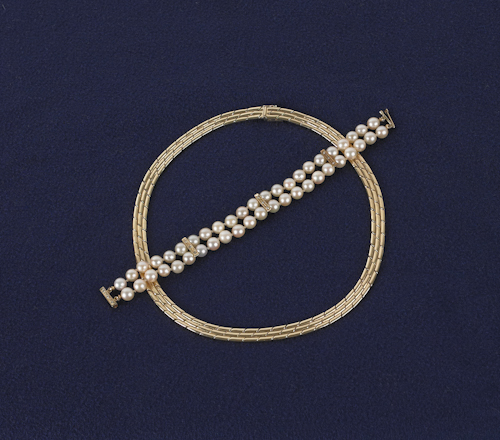 14K gold necklace by J.E.