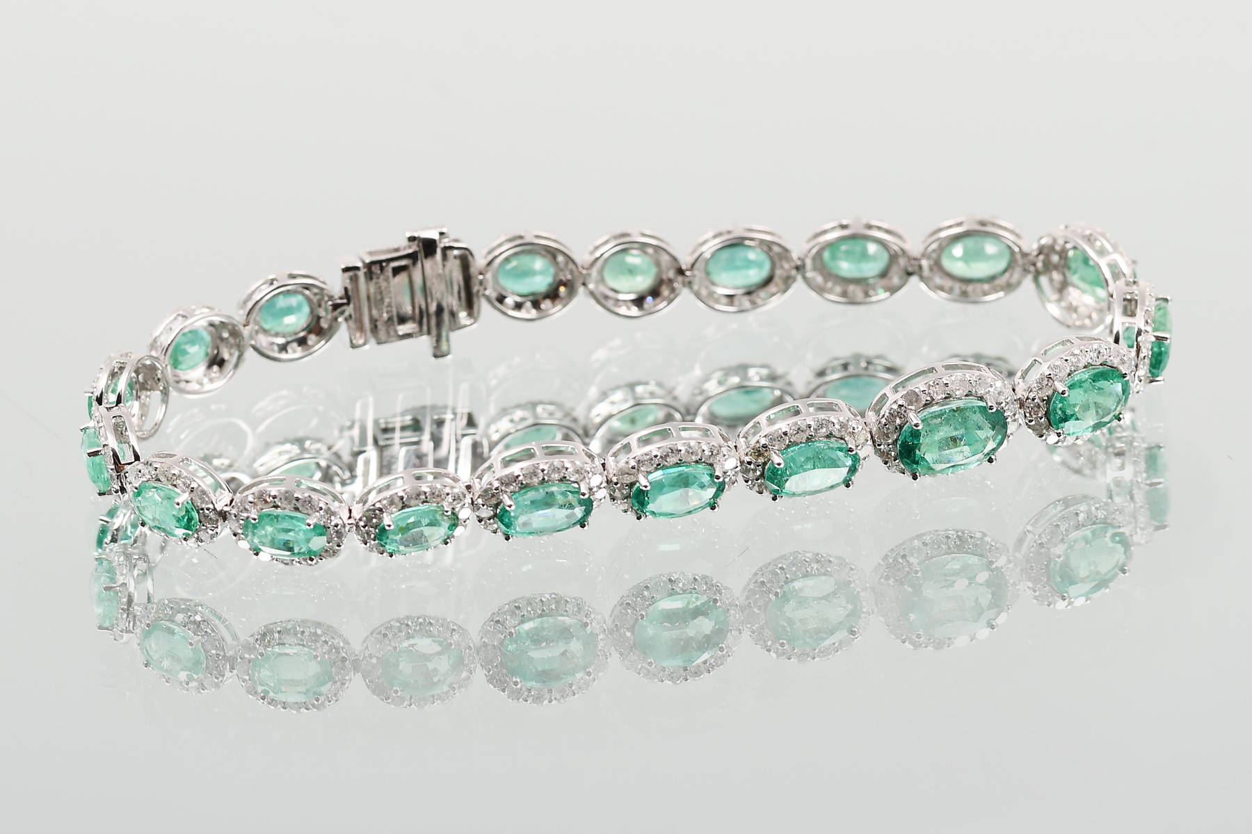 14K GOLD OSCAR FRIEDMAN EMERALD AND