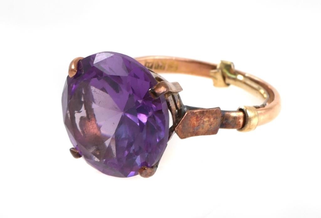 14K GOLD RING WITH COLOR CHANGE