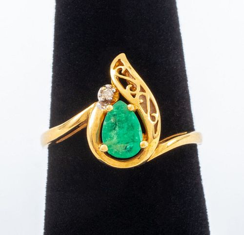 14K GOLD TEARDROP EMERALD DIAMOND
