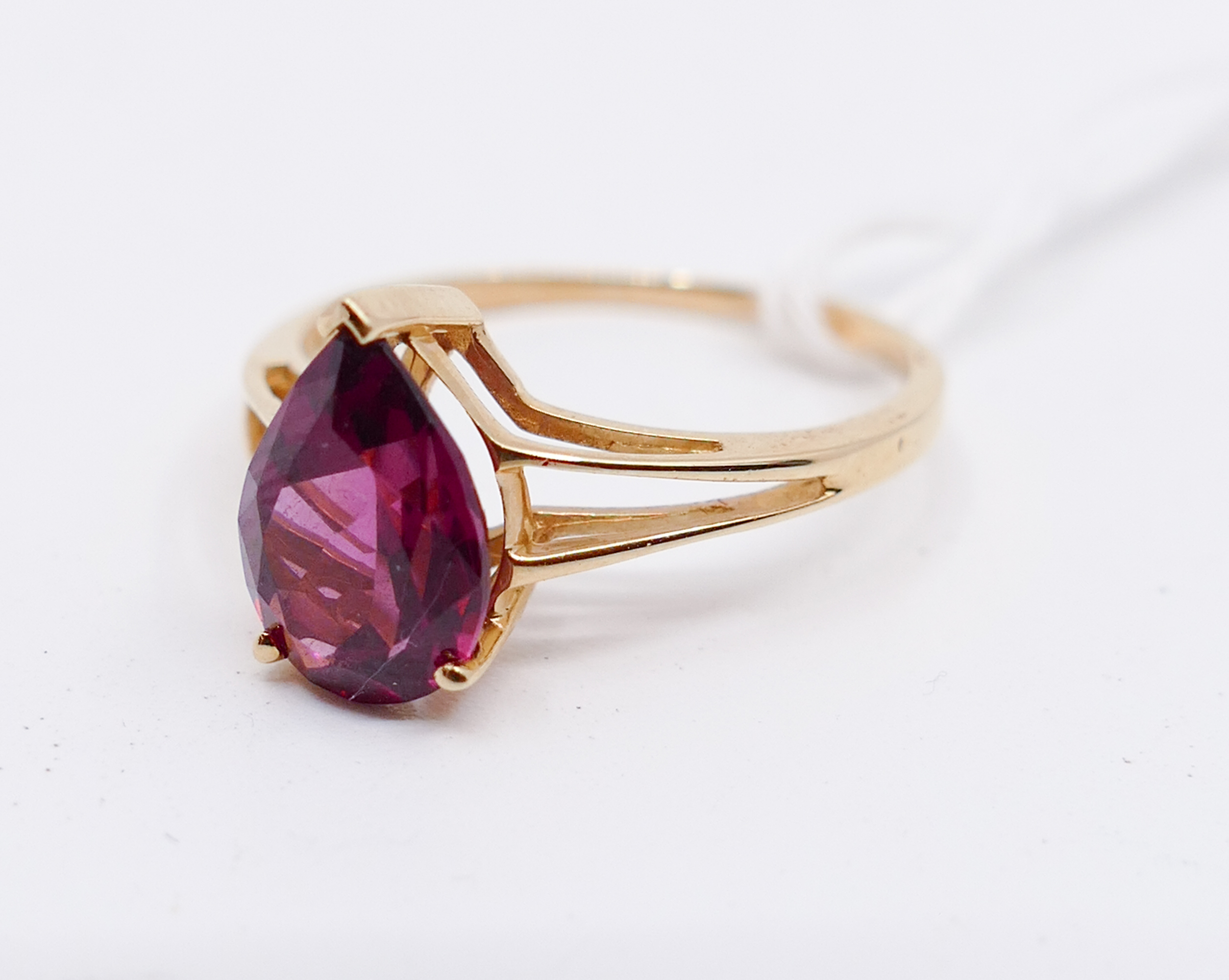 14K Gold & Teardrop Tourmaline