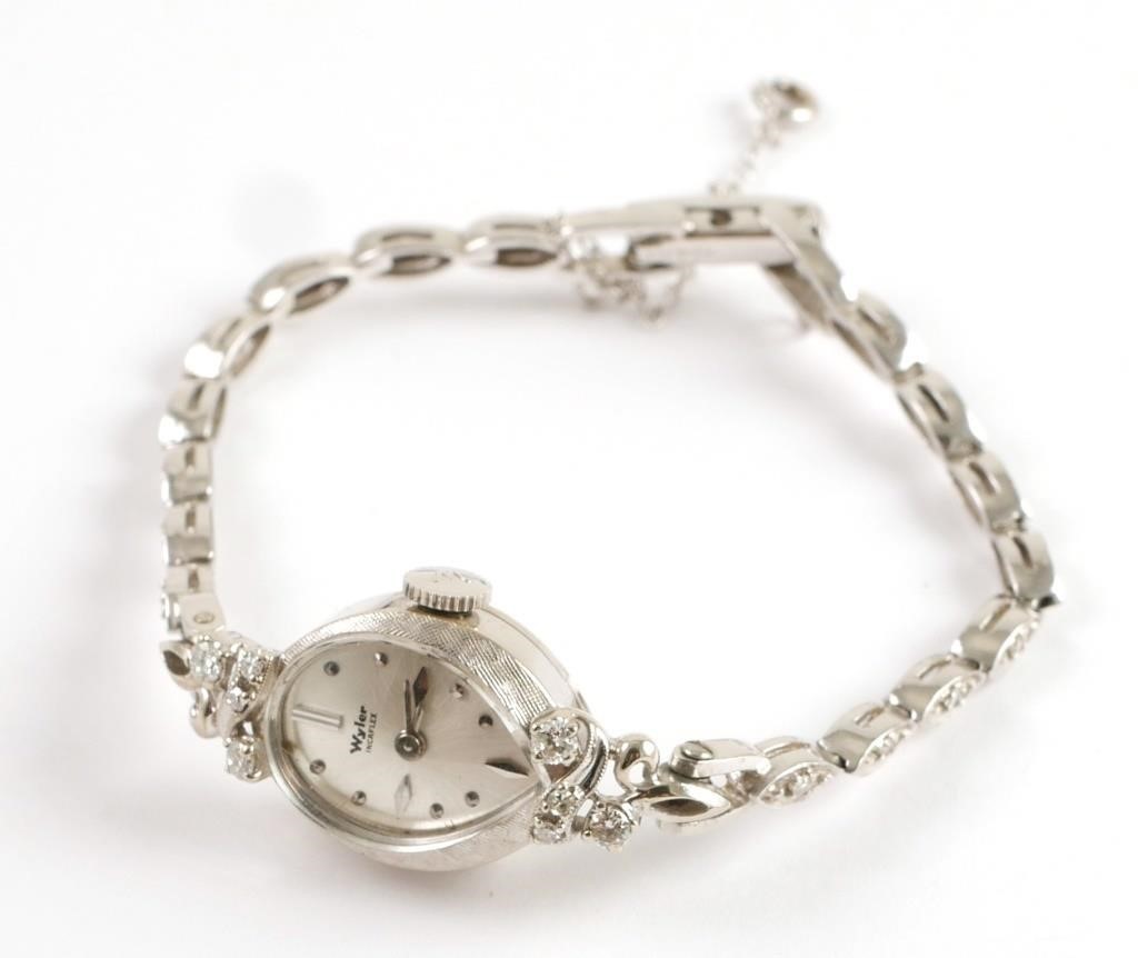 14K GOLD VINTAGE LADIES WATCH