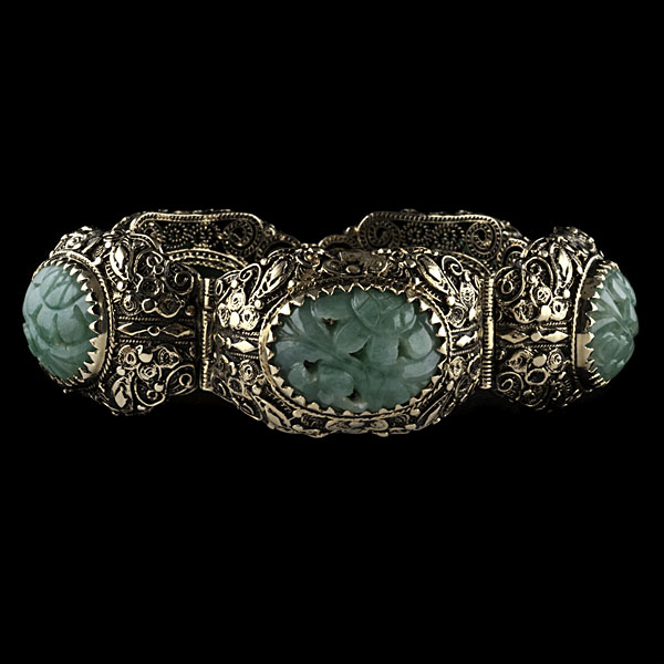 14k Green Jadeite Jade Carved