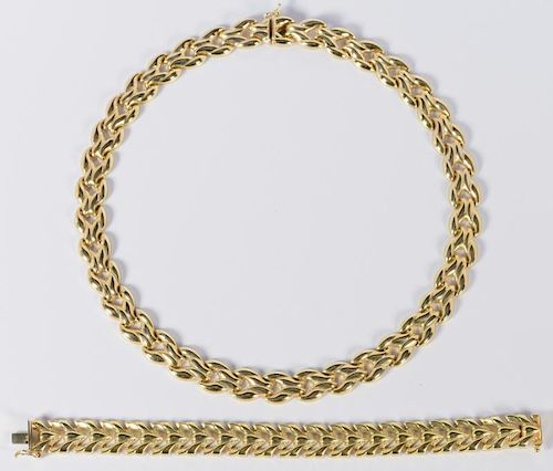 14K ITALIAN NECKLACE AND