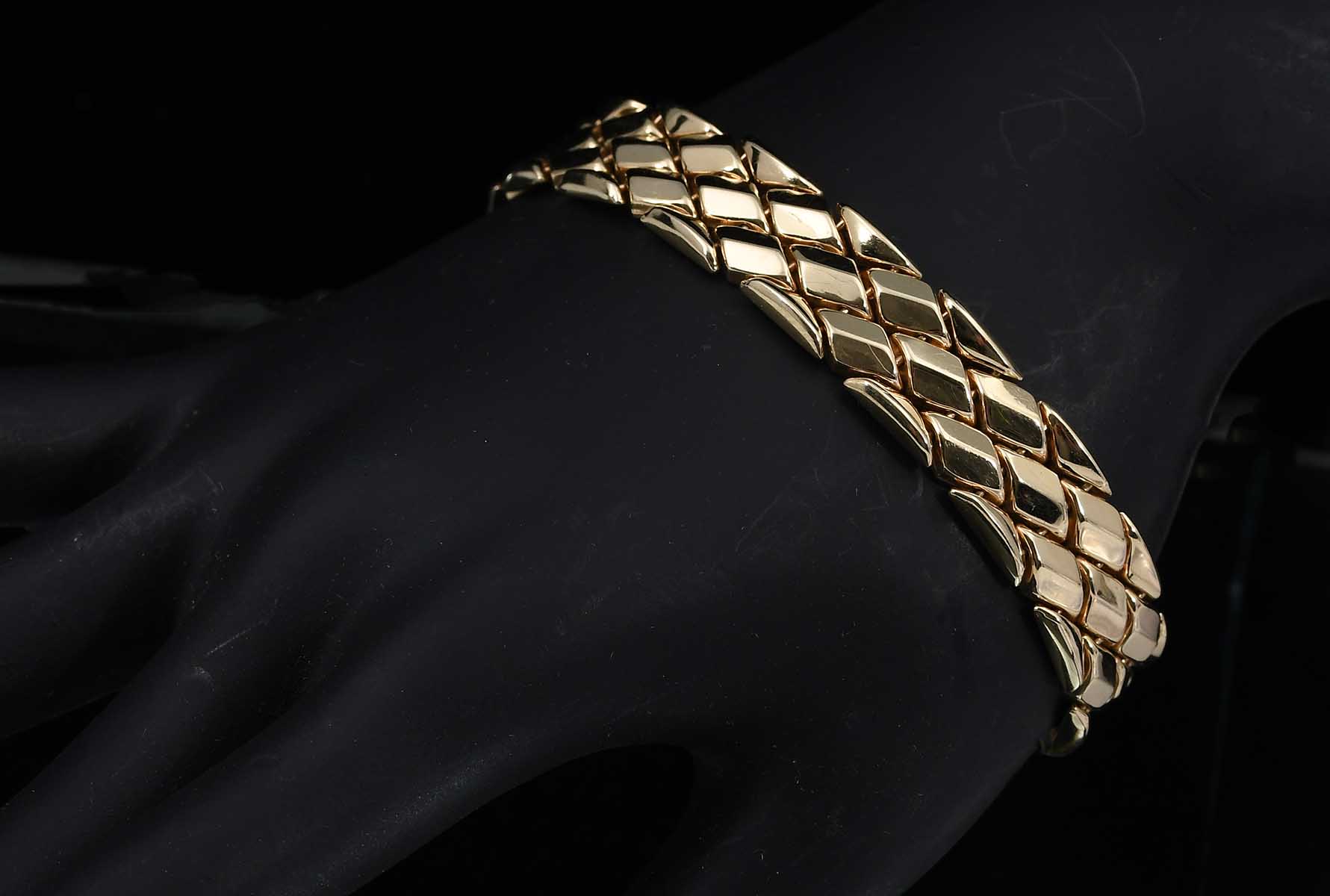 14K ITALIAN PUFFED LINK BRACELET: