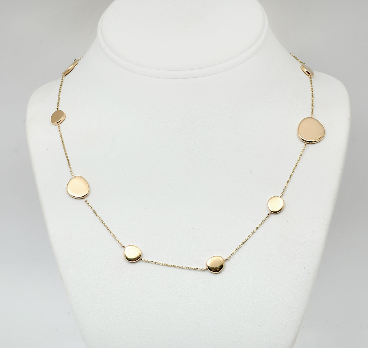 14K ITALIAN STATION NECKLACE: Shiny