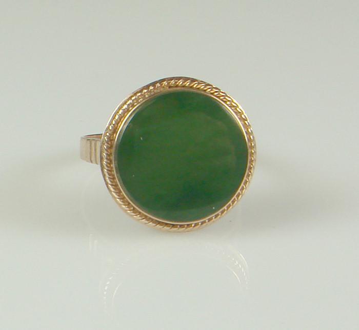 14K Jade Ring, size 7 1/4  