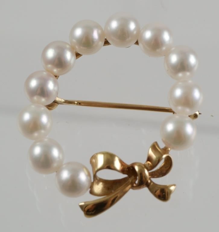 14K MIKIMOTO WREATH BOWTIE PEARL