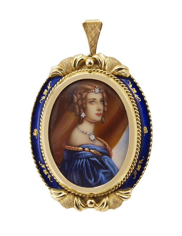 14K MINIATURE PORTRAIT PENDANT: 14K