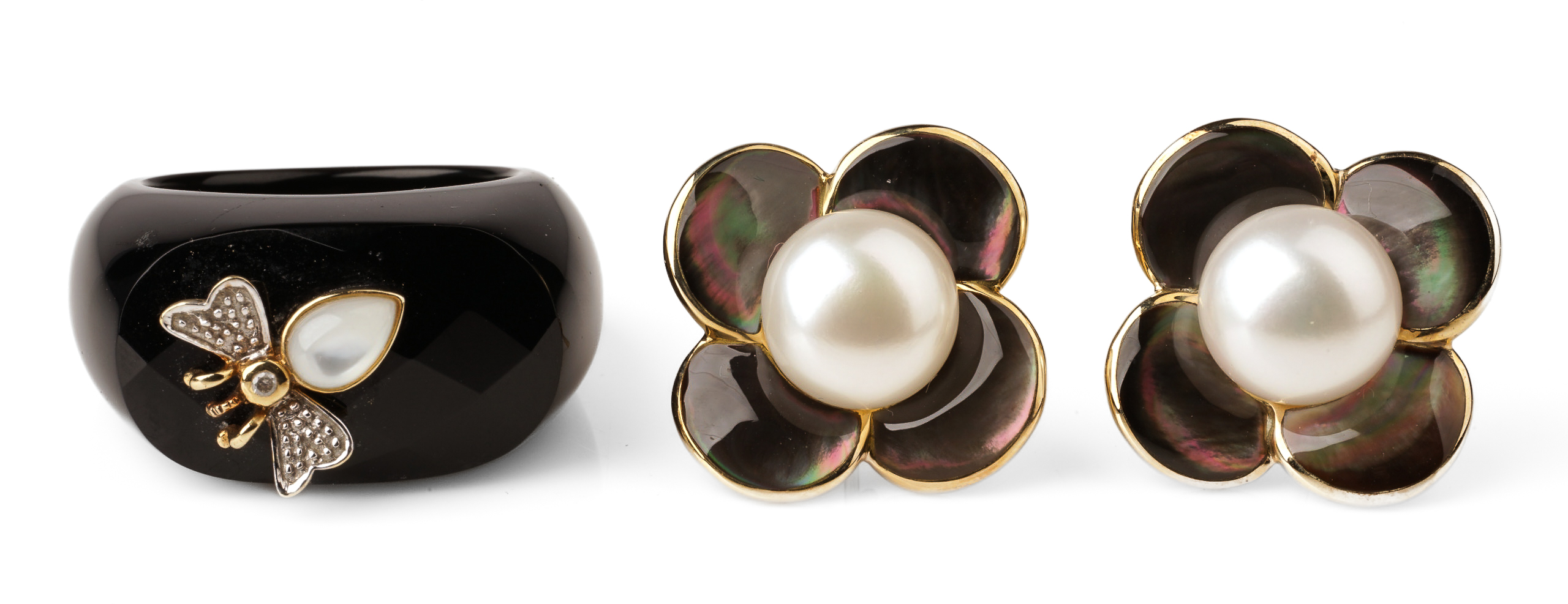 14K Mother of pearl earrings and