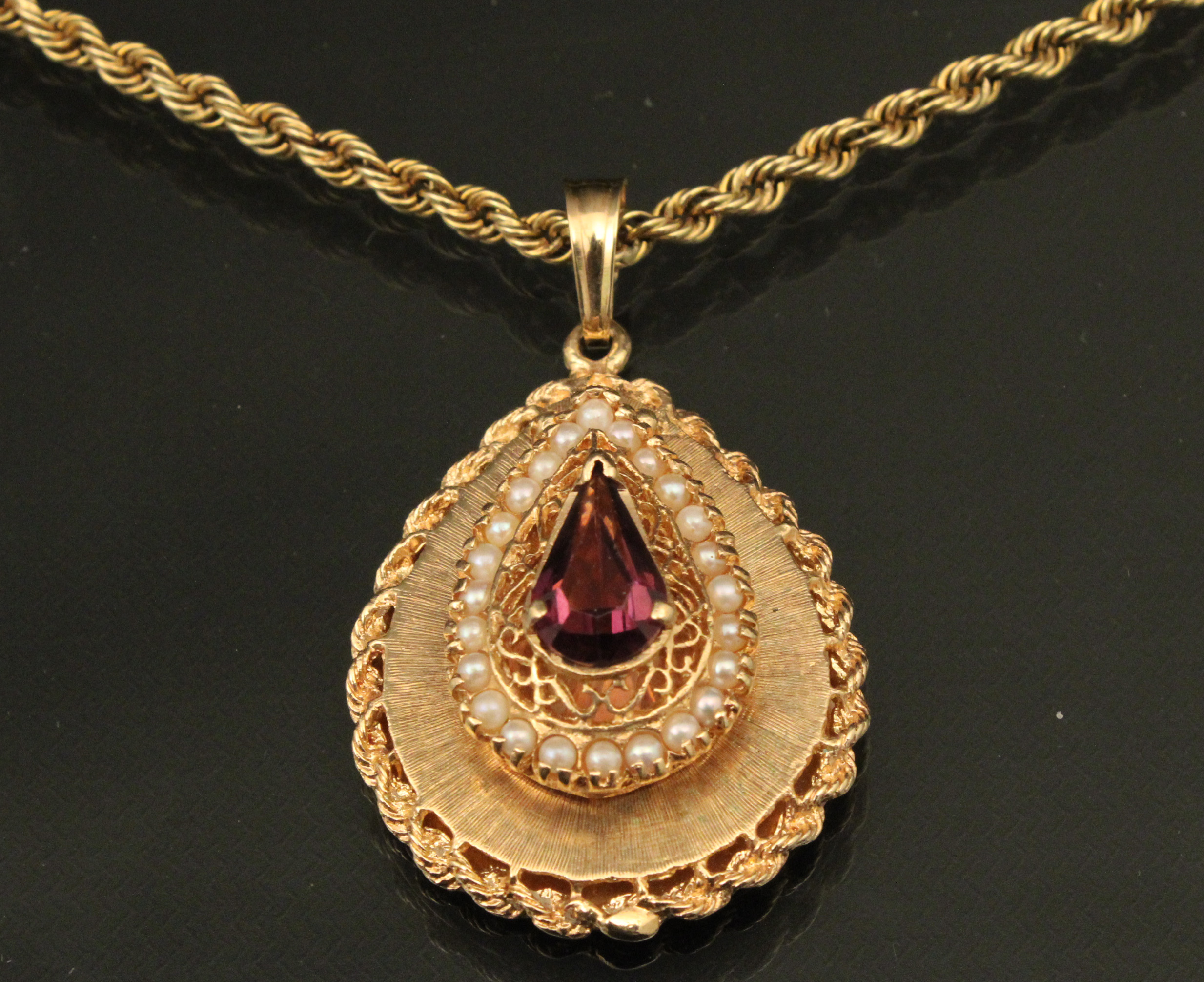 14K PEAR SHAPED AMETHYST PENDANT