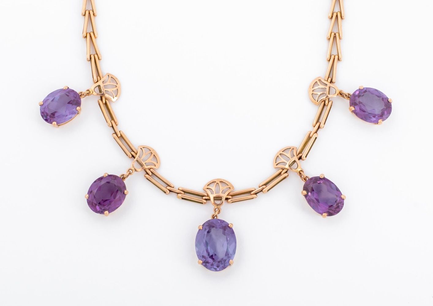 14K SYNTHETIC COLOR CHANGE SAPPHIRE