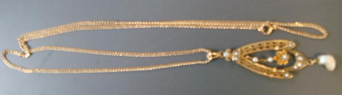14K Victorian Lavalier with