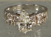 14K WG lady's pear shaped soli